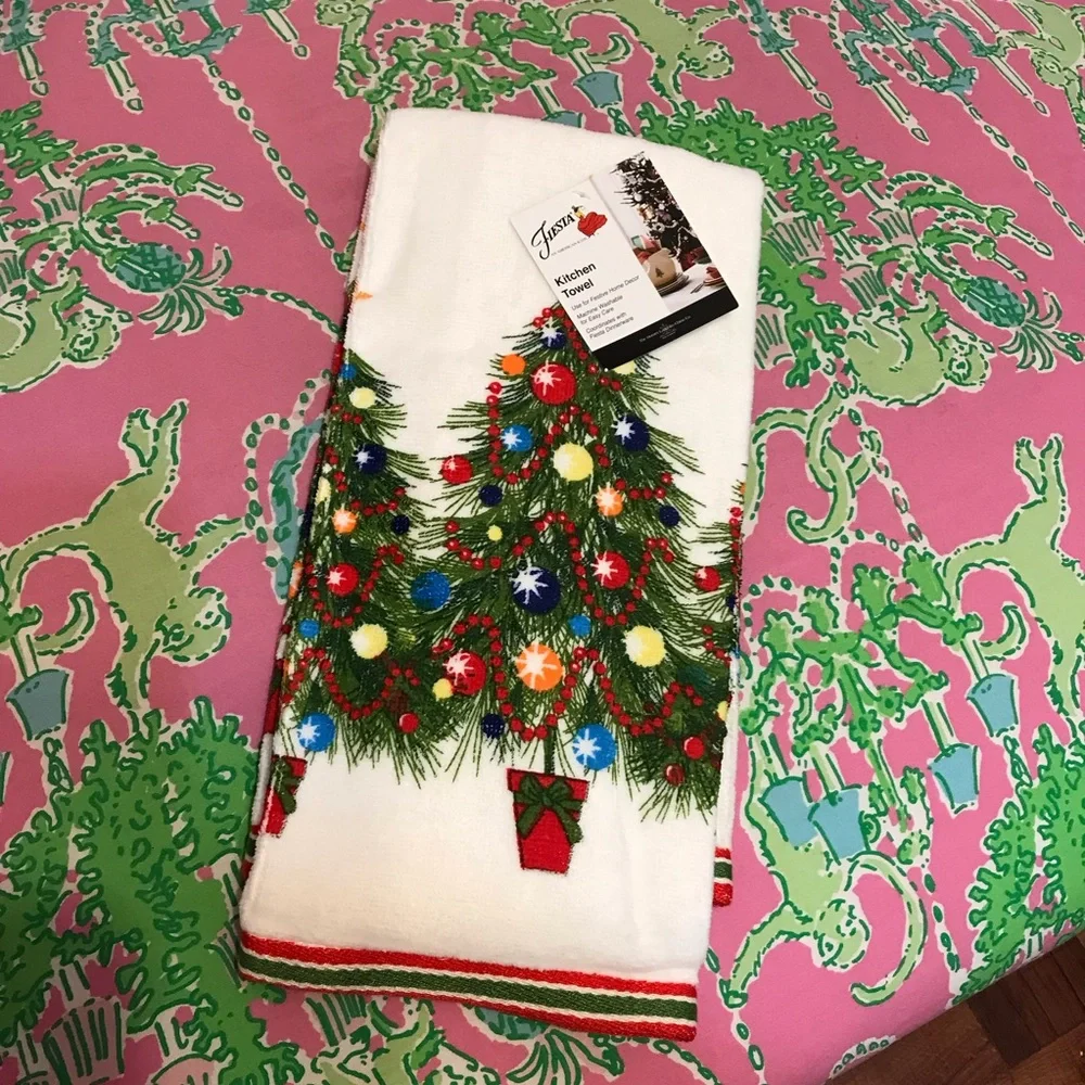 Fiesta Brand Christmas Tree kitchen towel